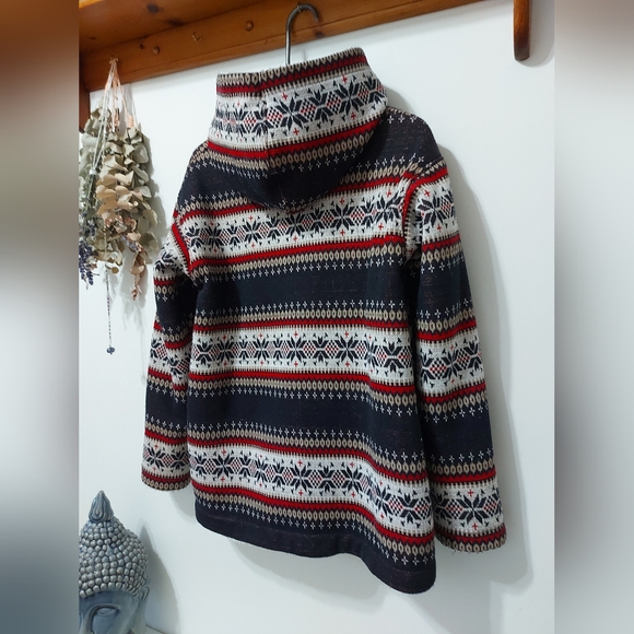 Hoodie upcycle from a blanket - Picture 2 of 10
